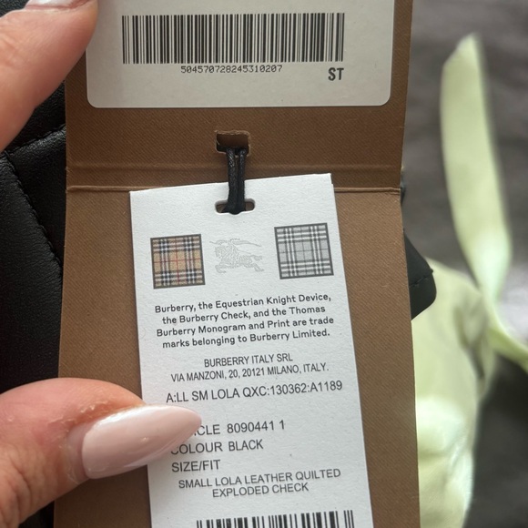 Burberry Black Quilted Shoulder Lola Bag with Gold Chain - Picture 7 of 7